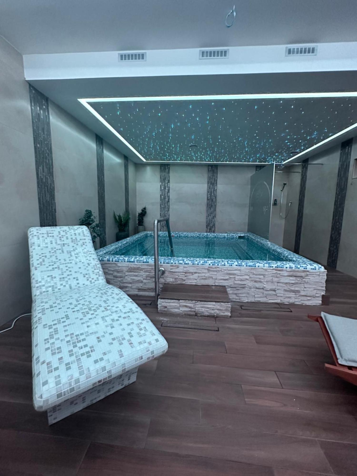Five Apartments Indija 外观 照片